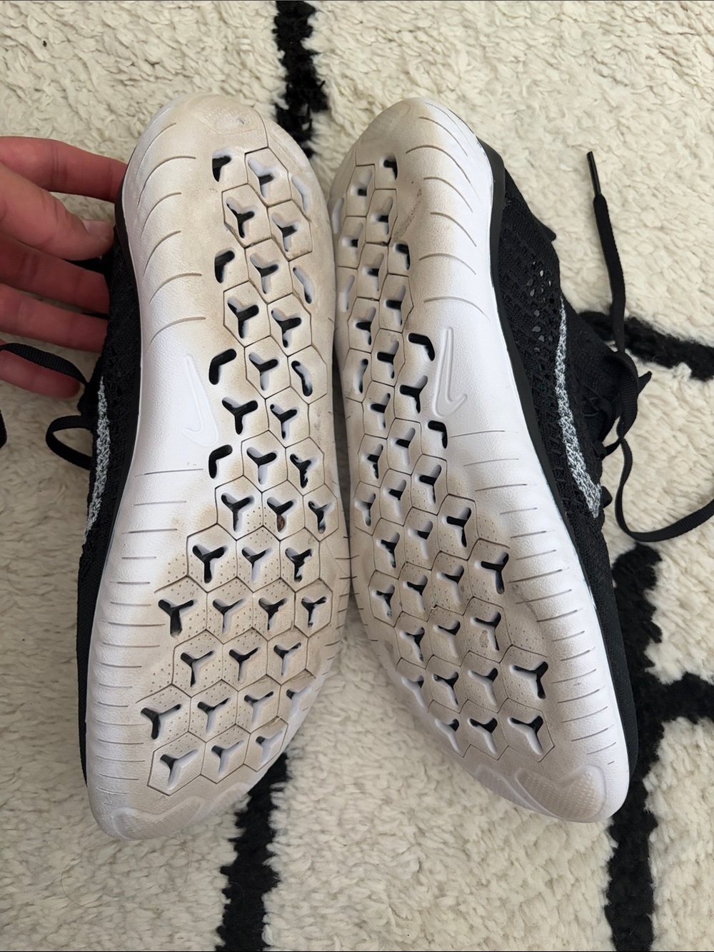 Nike Black Running Sneakers with White Swoosh and Lime Insole - Picture 3 of 4